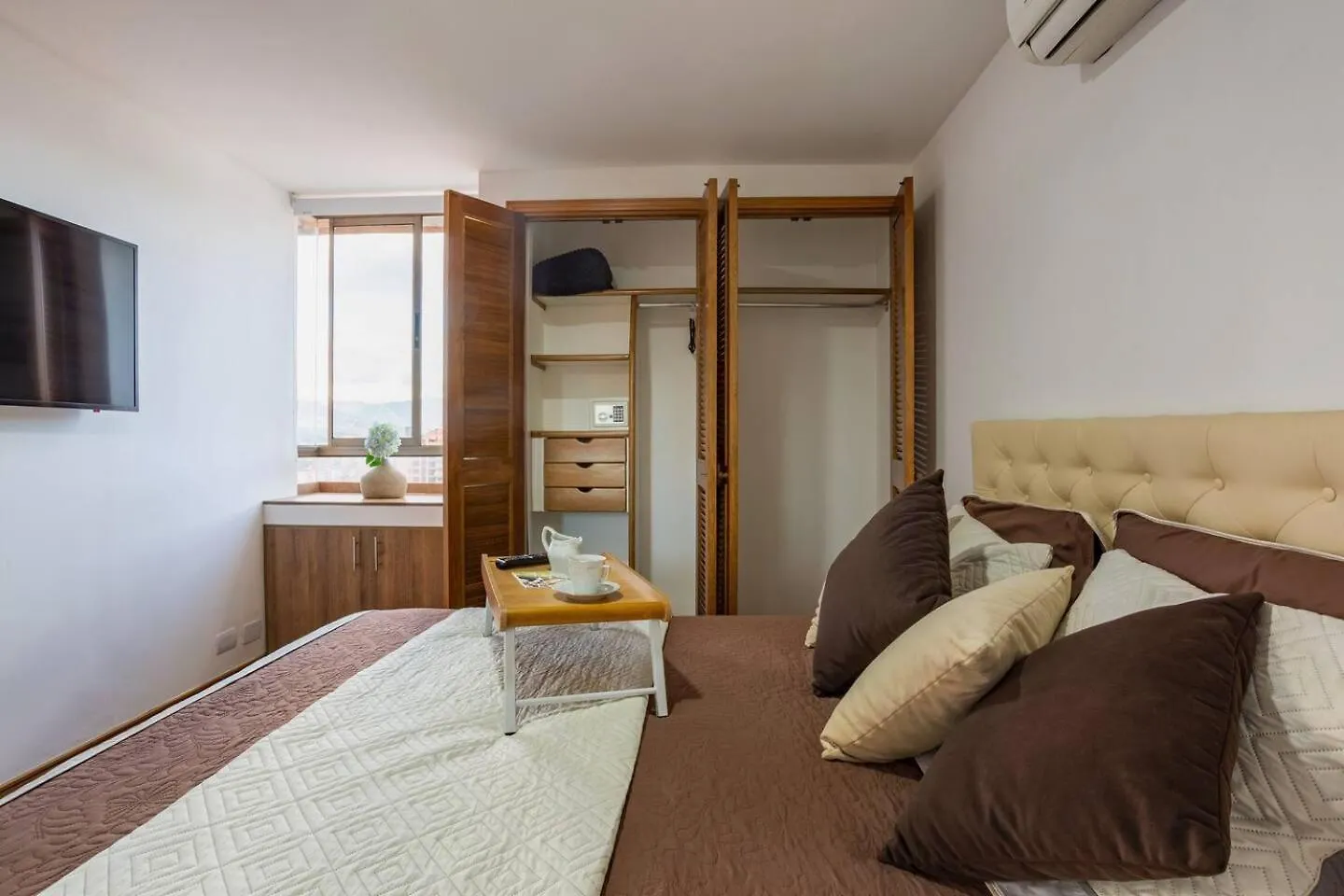 Alcazar De Oviedo By Host Medellin Sas Apartment