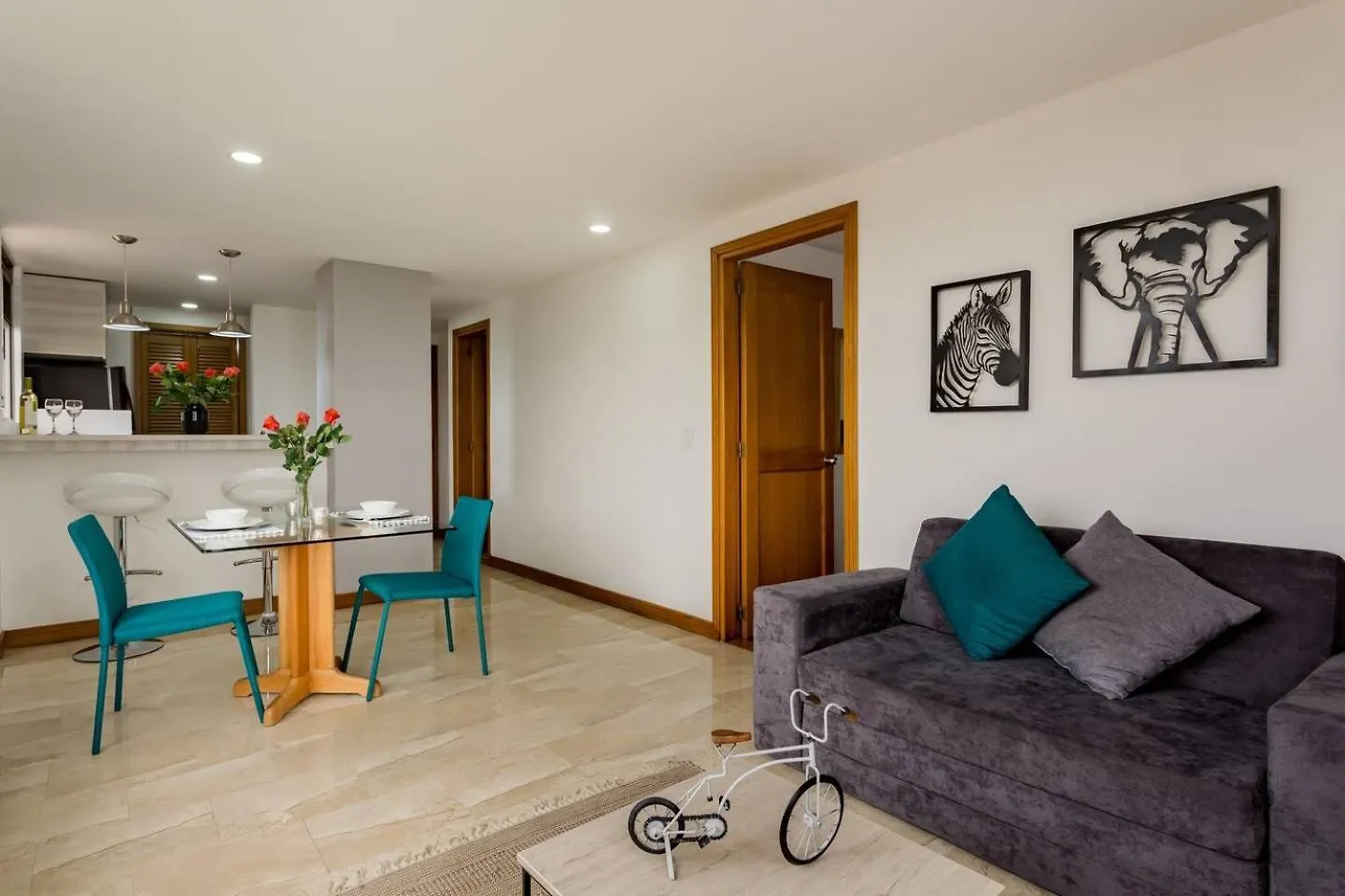 Alcazar De Oviedo By Host Medellin Sas Apartment