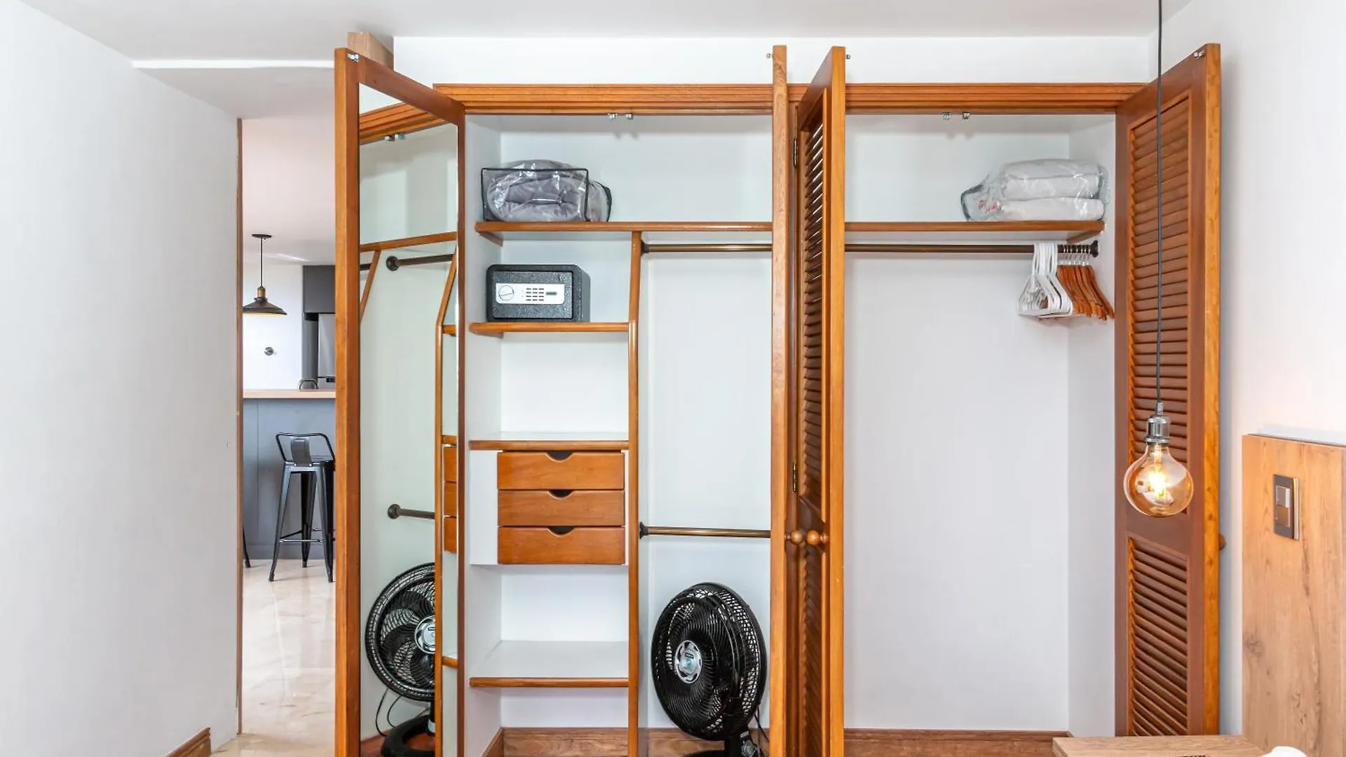Apartmán Alcazar De Oviedo By Host Medellín