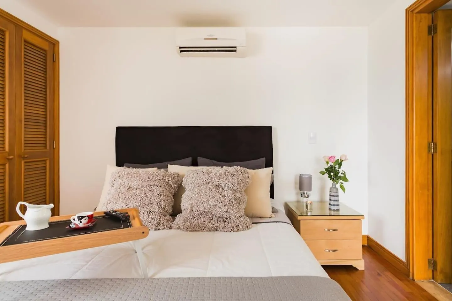 Apartmán Alcazar De Oviedo By Host Medellín
