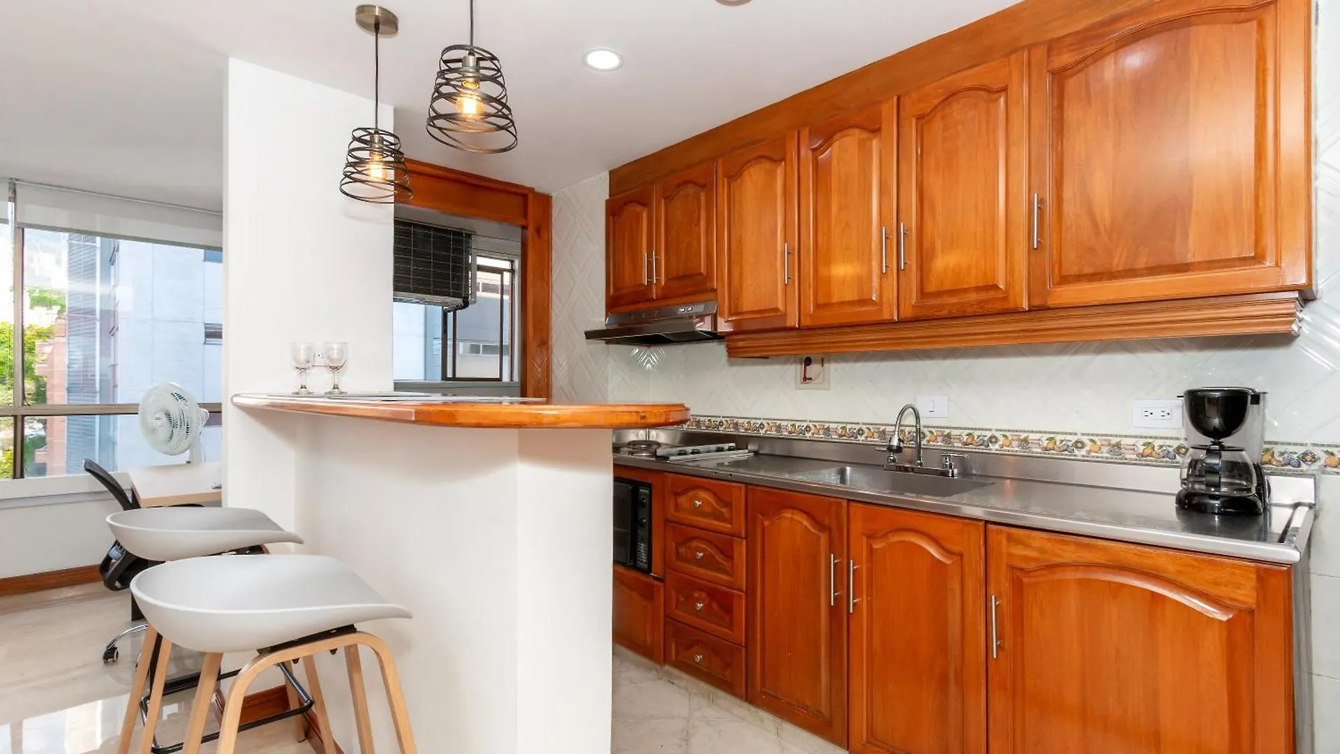 Apartmán Alcazar De Oviedo By Host Medellín